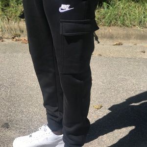 Meet your Posher, Avant